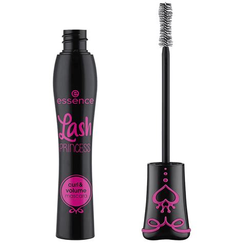 Best Curling Mascara to Get Those Lashes to Open Up!