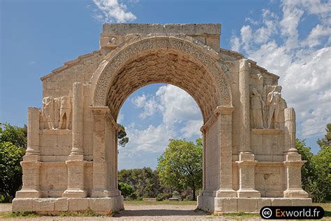 Arc municipal de Glanum