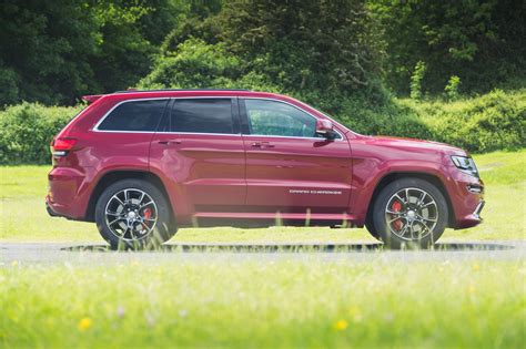 2017 Jeep Grand Cherokee SRT Review | Motor Verso