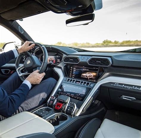 Lamborghini Urus Interior 2018 | Cabinets Matttroy