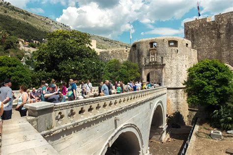 Visiting Old Town Dubrovnik: 5 Tips for Avoiding the Crowds