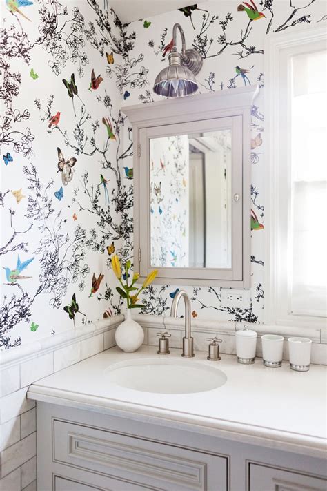 30 Gorgeous Wallpapered Bathrooms