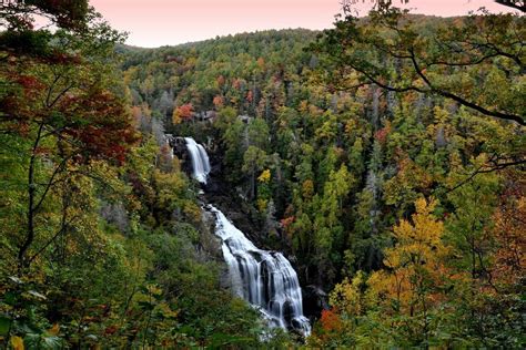 15 Amazing Waterfalls in North Carolina - The Crazy Tourist