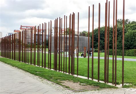 Berlin Wall Memorial - Exploring Our World