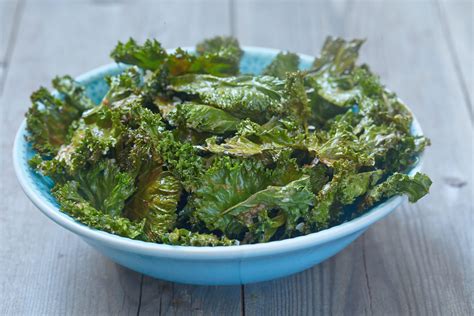 Crispy Baked Kale Chips - Super Healthy Kids