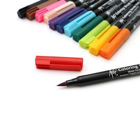 Sakura Koi Colouring Brush Pen Sets - ArtSavingsClub