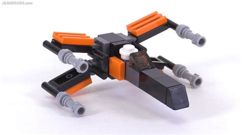 LEGO Star Wars Toys-R-Us Poe Dameron X-Wing mini-build