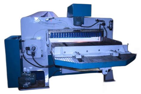 Paper Cutting Machine at Rs 330000 in New Delhi | ID: 26492416555