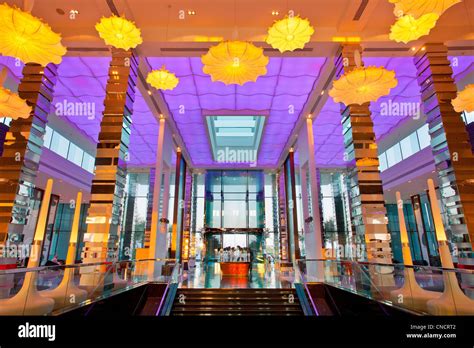 Abu Dhabi , Fairmont Hotel Stock Photo - Alamy