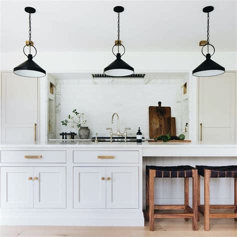 Classic Kitchen Cabinet Hardware – Things In The Kitchen