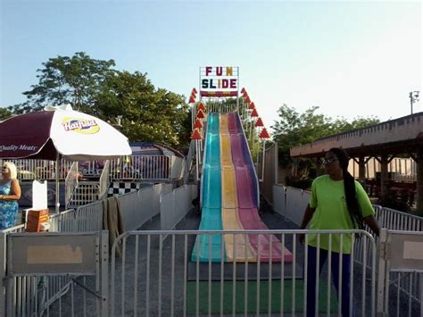 Jolly Roger Amusement Park - Fun Slide