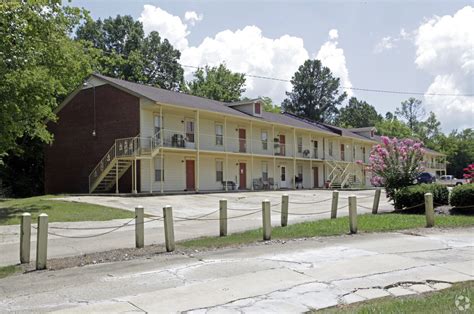 Oakwood Village Apartments - Tupelo, MS | Apartments.com