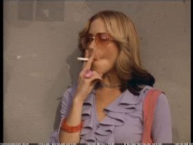 Women Smoking Cigarettes: Famous celebrities ladies