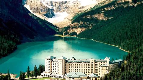 The Fairmont Chateau Lake Louise | Banff National Park