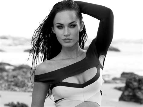 Megan Fox Black & White Wallpapers | Wallpapers HD