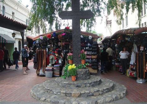 Olvera Street Events 2024 - Heddi Kristal