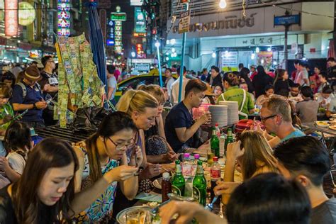 Bangkok Street Food Guide - 28 Must Try Dishes & Best Places 2024