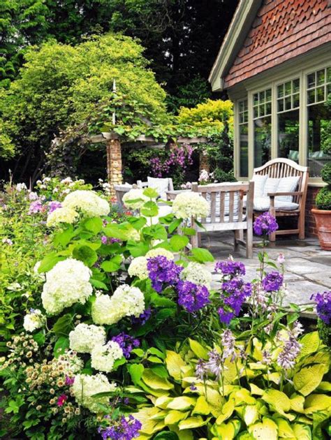 18 Excellent Landscaping With Hydrangea Ideas