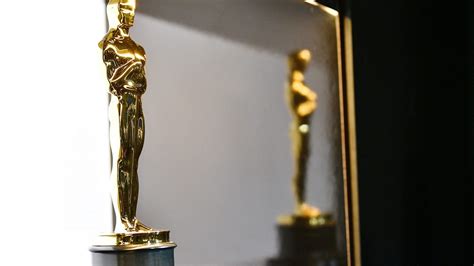 Oscar Trivia Questions: 26 Oscar Fun Facts to KnowHelloGiggles