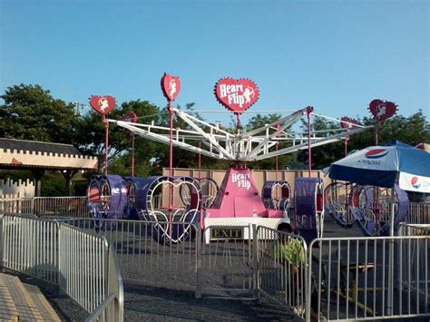 Jolly Roger Amusement Park - Heart Flip