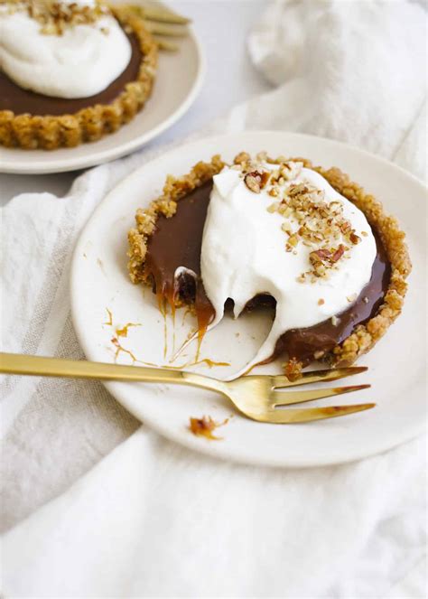 Chocolate Caramel Pecan Tarts - Wood & Spoon