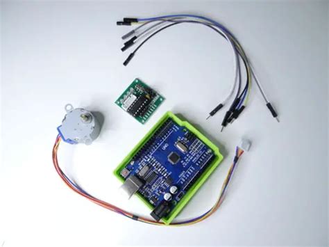 Learn How Steppers Work With These Arduino Stepper Motor Projects ...