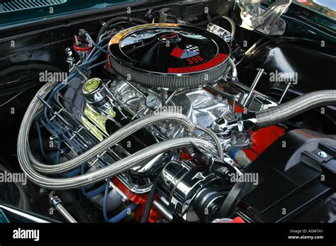 Chevy 396 V8 engine Stock Photo: 4651168 - Alamy