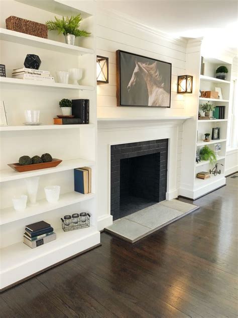 Living room | Built in shelves living room, Fireplace built ins, Built ...