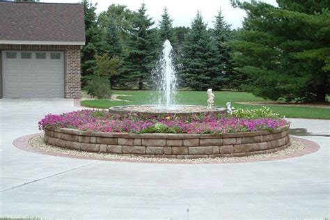 water fountain pond ideas #fountainideas | Circle driveway landscaping ...