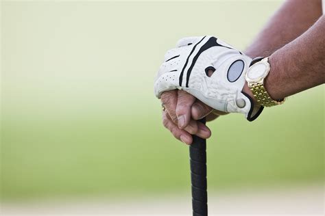 How To Regrip Golf Clubs • Fairway Friend