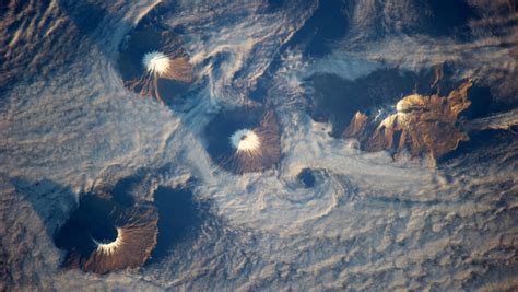 An enormous supervolcano may be hiding under Alaskan islands