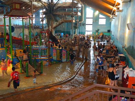 Indoor Water Park at CoCo Key Waterbury CT