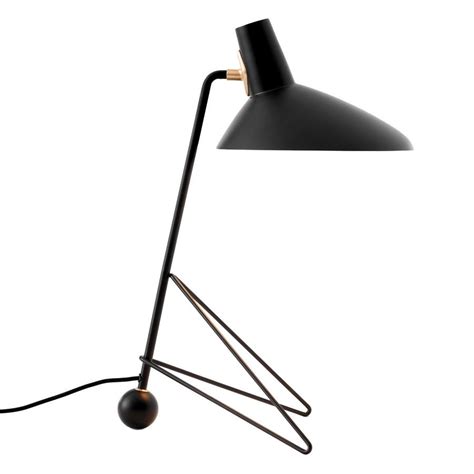 Tripod table lamp | &Tradition | Table Lamps - Designer furniture from smow