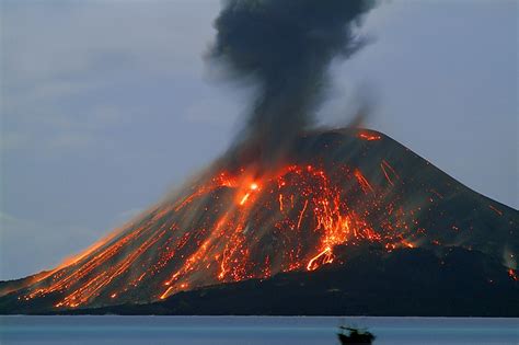 SwissEduc - Stromboli online - Anak Krakatau