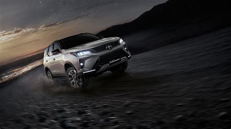 Toyota Fortuner Legender Wallpaper | Hot Sex Picture