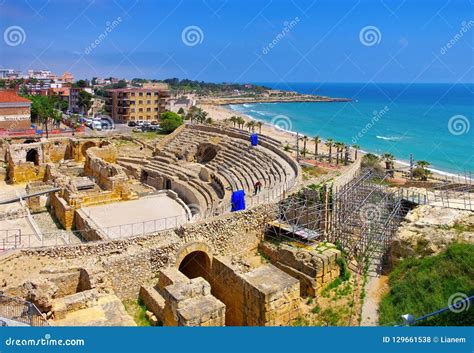 Tarragona the Roman Amphitheatre Editorial Stock Photo - Image of ...