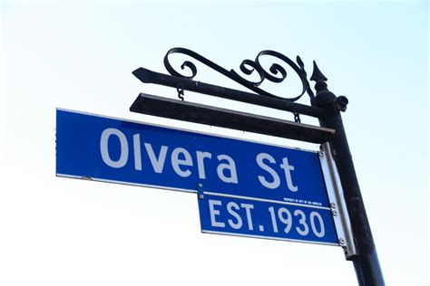 Olvera Street | Discover Los Angeles