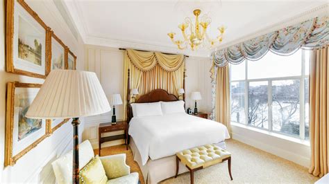 Luxury Suites and Rooms in Central London | The Savoy