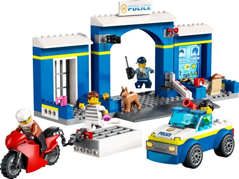 Police Station Chase 60370 | City | Buy online at the Official LEGO ...