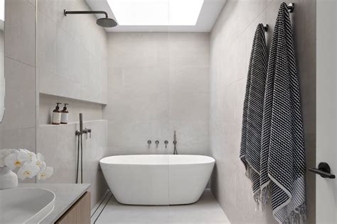 6 Designer Bathroom Ideas | The Features You'll Find In Every Designer ...