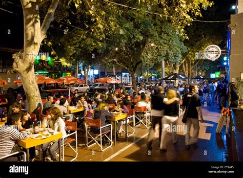 Mendoza argentina dining hi-res stock photography and images - Alamy