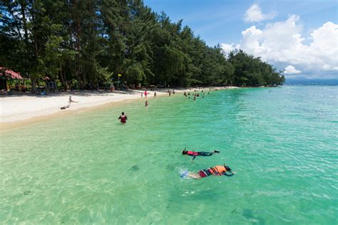 The 7 Most Beautiful Beaches in Sabah | Culture Trip