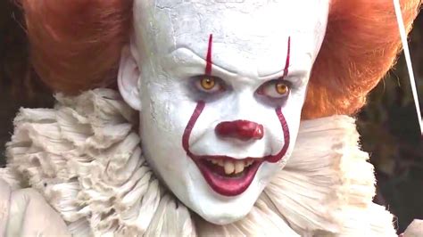 See The Pennywise Actor Return In Chilling Trailer For Barbarian ...