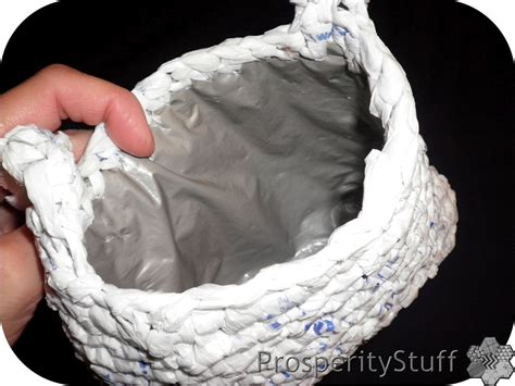 ProsperityStuff Quilts: Crocheted Plastic Bag Bags