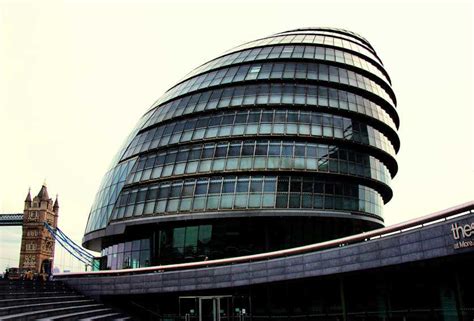 City Hall London | Britain Visitor - Travel Guide To Britain