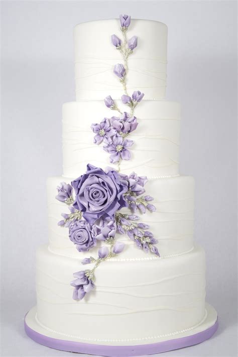 White & Purple wedding cake