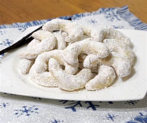 Vanillekipferl (Austrian Vanilla Crescent Cookies) • Curious Cuisiniere