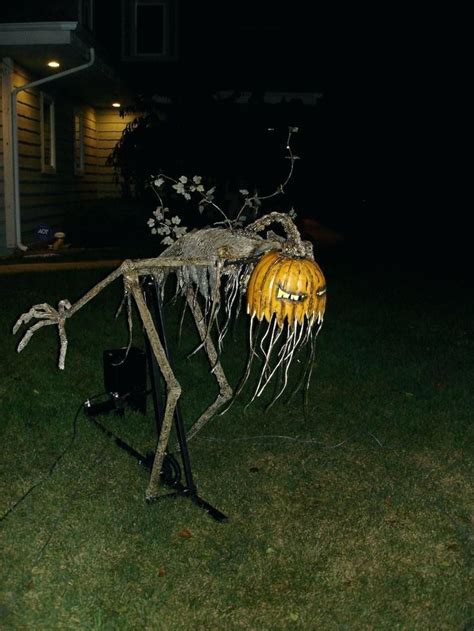 20+ Cheap Halloween Yard Decorations - DECOOMO