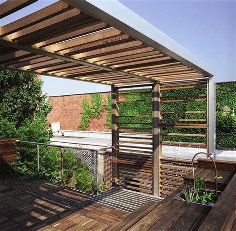 Urban trellis & roof deck - Modern - Deck - new york - by Leone Design ...