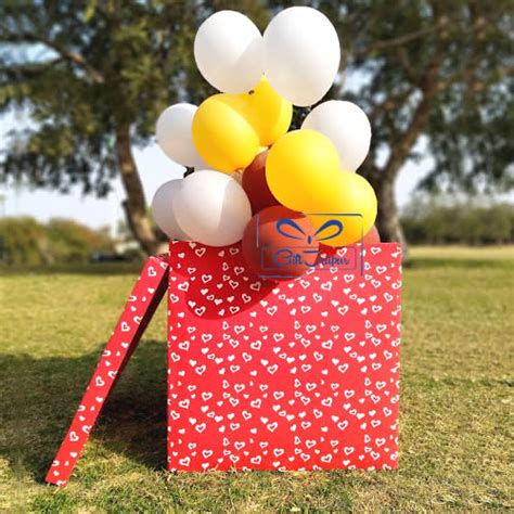 Send Surprise balloon box Online | Free Delivery | Gift Jaipur